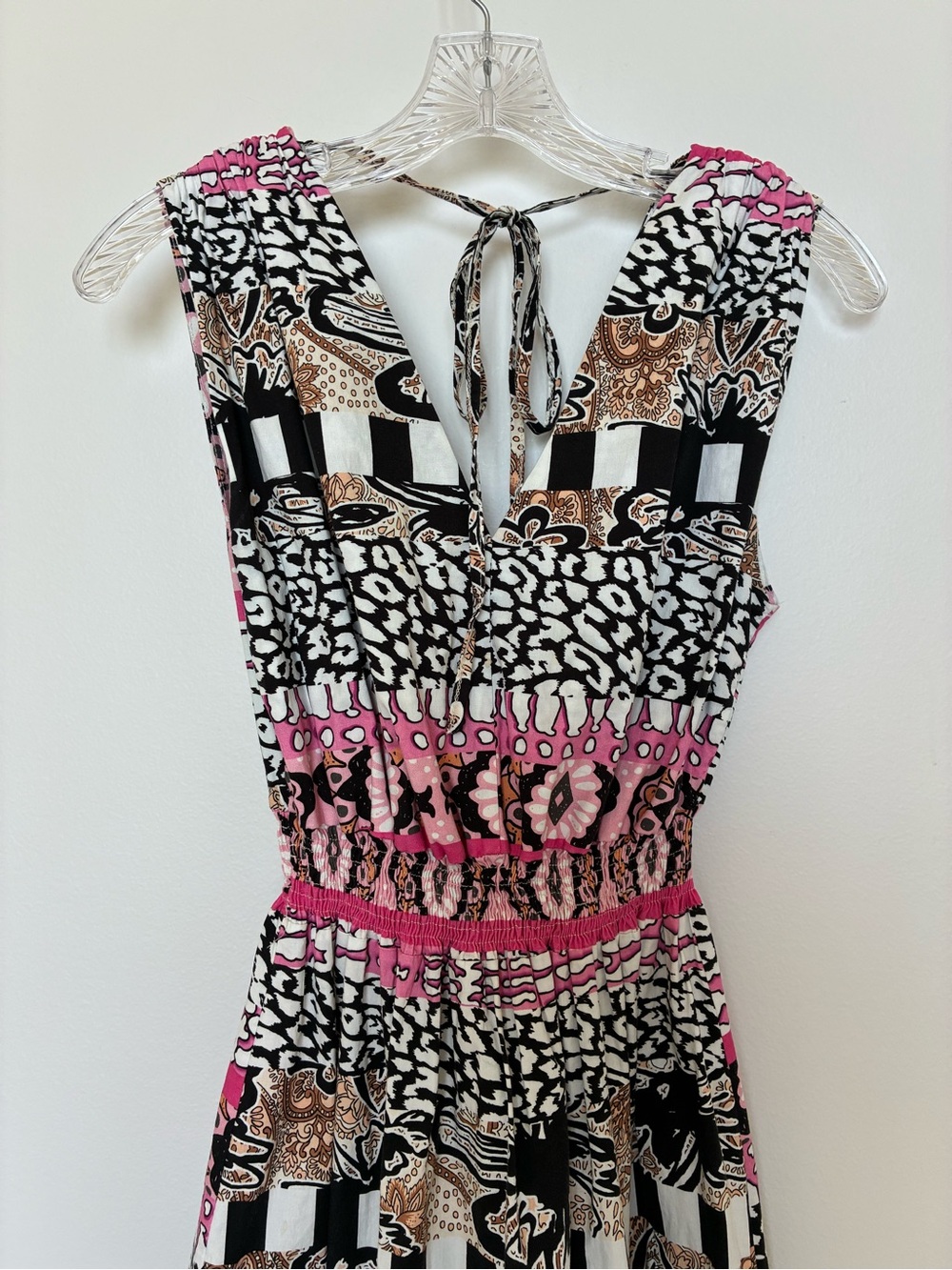 Leo & Ugo Sleeveless Printed Flowing Maxi Dress with Tie in Back, Sz S